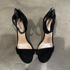 Style & Co Black Strappy Heel